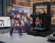 手办-高级包装带打印机（擎天柱）