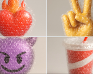 用气泡膜覆盖表情符号