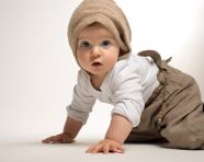 Baby crawling for the first time, ai baby prompt, baby ai art