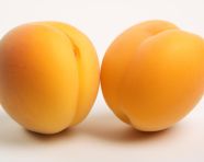 Ripe apricots halved and ready to eat, apricot images