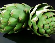 Fresh green artichokes, artichoke image